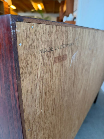 
                  
                    Vintage sideboard palissander schuifdeuren - LOUI
                  
                