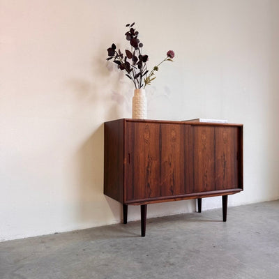 
                  
                    Vintage sideboard palissander schuifdeuren - LOUI.STORE
                  
                