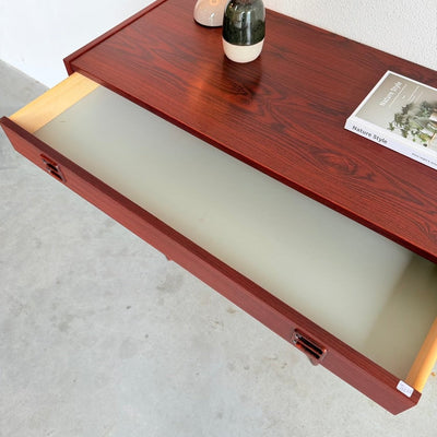 
                  
                    Vintage sideboard schuifdeurtjes en lade palissander - LOUI
                  
                