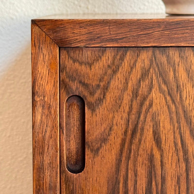 
                  
                    Vintage sideboard schuifdeurtjes palissander - LOUI
                  
                