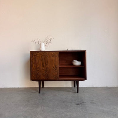 
                  
                    Vintage sideboard schuifdeurtjes palissander - LOUI
                  
                