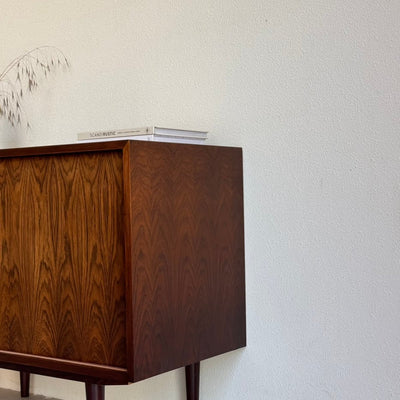 
                  
                    Vintage sideboard schuifdeurtjes palissander - LOUI
                  
                