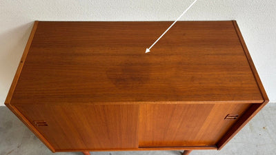 
                  
                    Vintage sideboard schuifdeurtjes teak - LOUI.STORE
                  
                