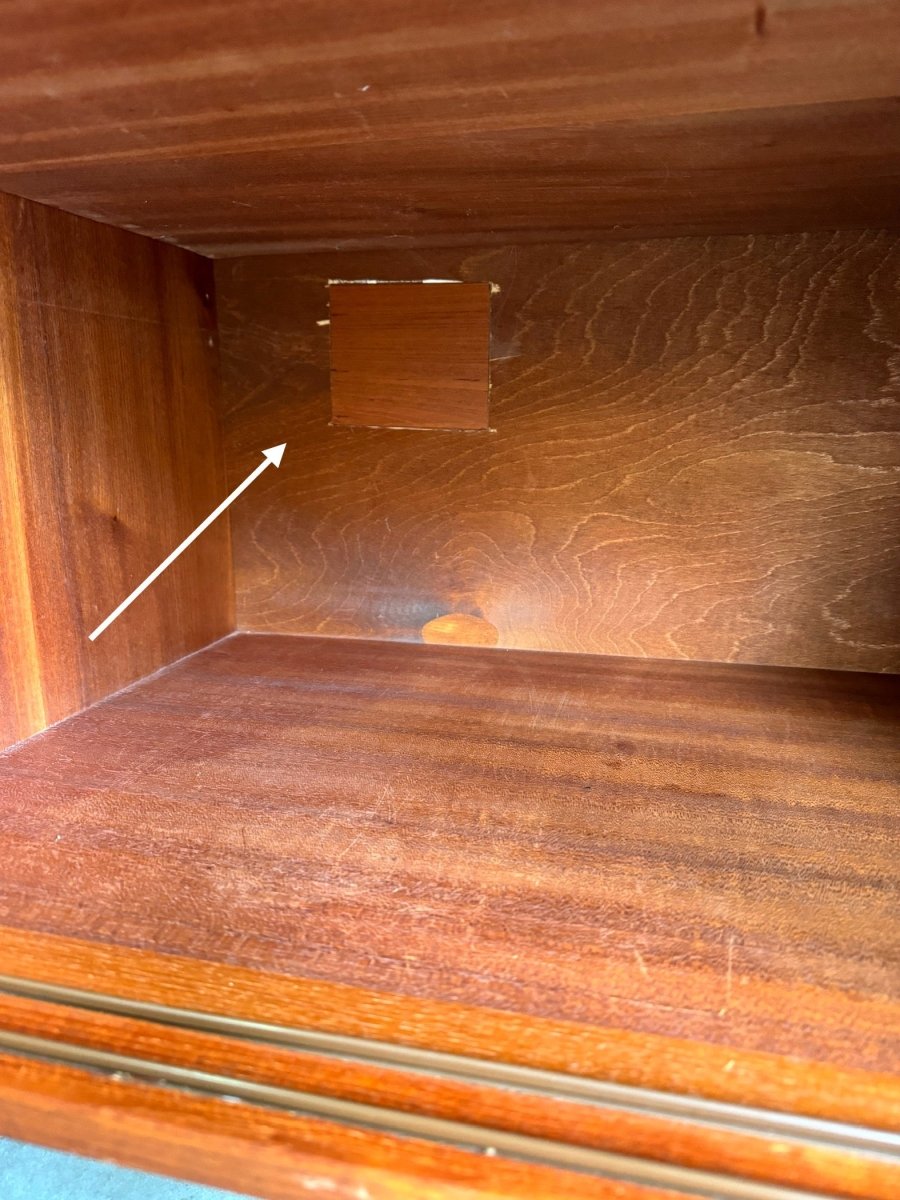 
                  
                    Vintage sideboard teak 3 schuifdeuren - LOUI.STORE
                  
                