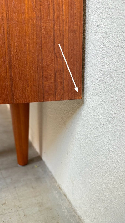 
                  
                    Vintage sideboard teak 4 schuifdeuren - LOUI.STORE
                  
                