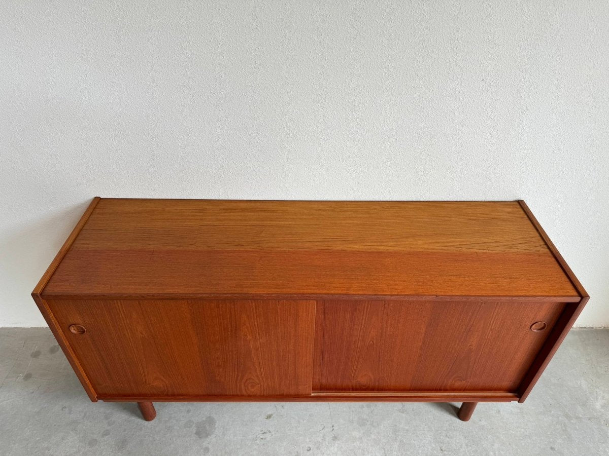 
                  
                    Vintage sideboard teak - LOUI.STORE
                  
                