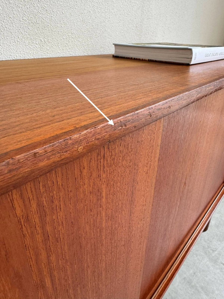 
                  
                    Vintage sideboard teak - LOUI.STORE
                  
                