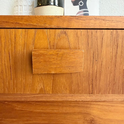 
                  
                    Vintage sideboard teak met lades 2* - LOUI
                  
                