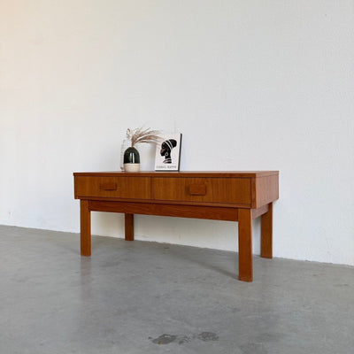 
                  
                    Vintage sideboard teak met lades 2* - LOUI
                  
                