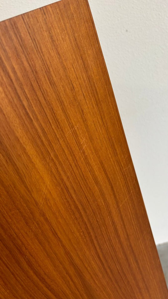 
                  
                    Vintage smal boekenkastje klep teak - LOUI.STORE
                  
                