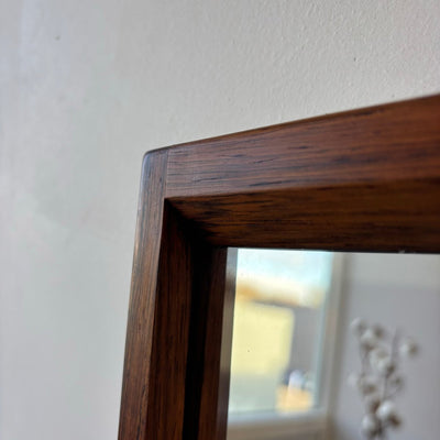 
                  
                    Vintage spiegel palissander Aksel Kjersgaard, model 145 - LOUI.STORE
                  
                