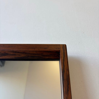 
                  
                    Vintage spiegel palissander Aksel Kjersgaard, model 145 - LOUI.STORE
                  
                