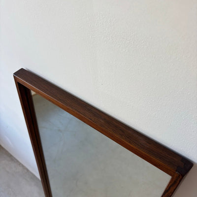 
                  
                    Vintage spiegel palissander Aksel Kjersgaard, model 145 - LOUI.STORE
                  
                