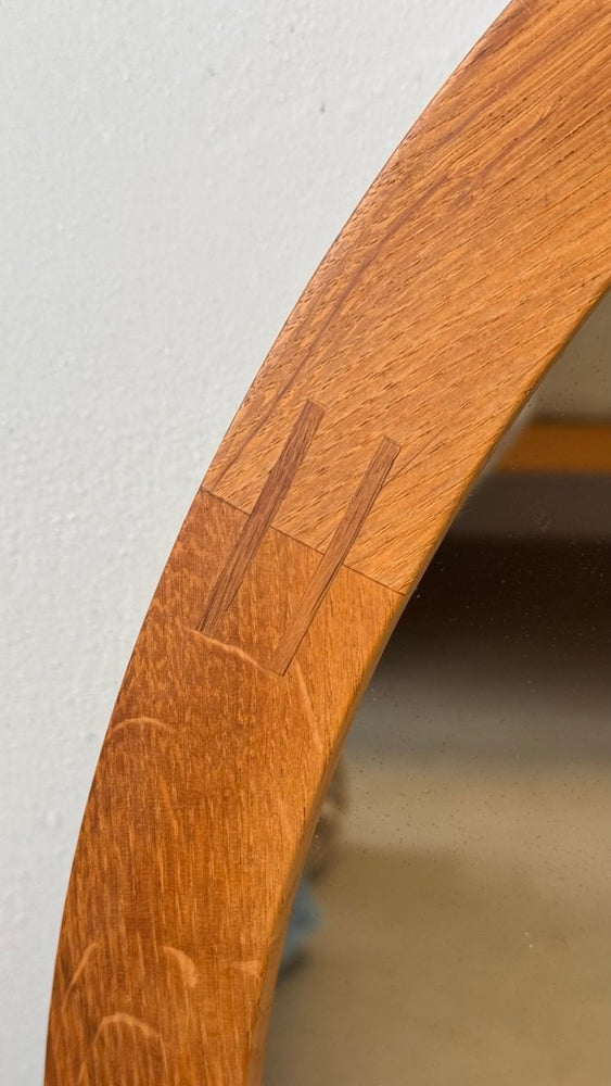 
                  
                    Vintage spiegel rond eiken Aksel Kjersgaard - LOUI.STORE
                  
                