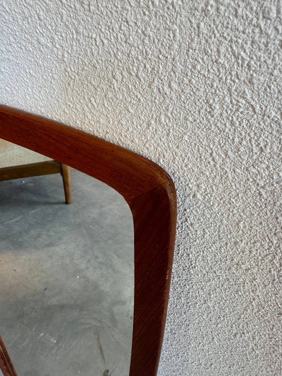 
                  
                    Vintage spiegel teak taps - LOUI.STORE
                  
                