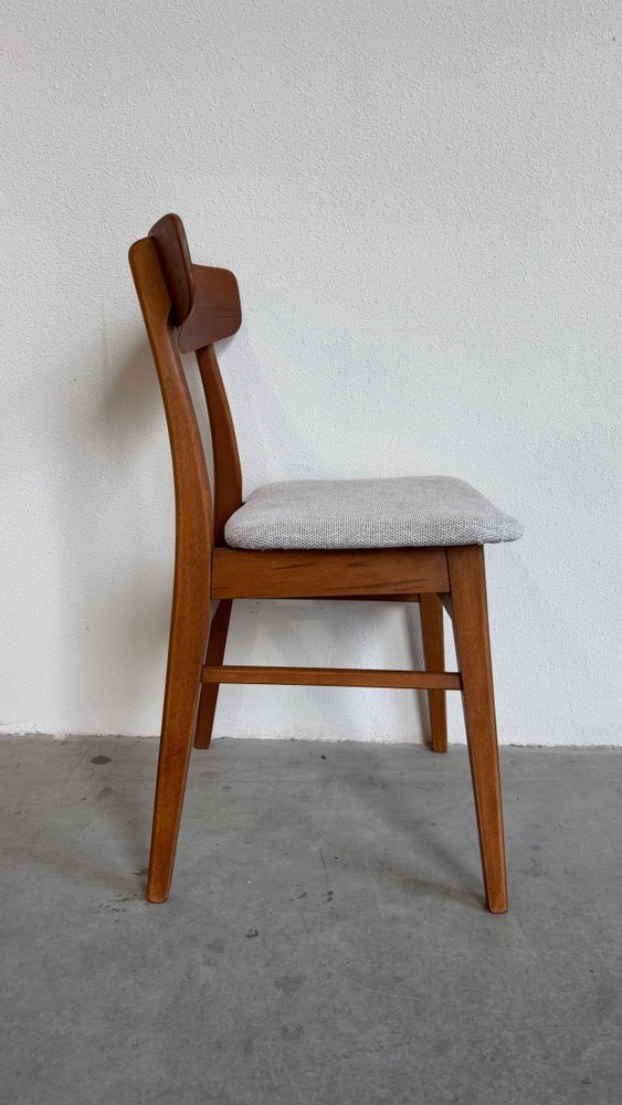 
                  
                    Vintage stoel Findahl teak - LOUI.STORE
                  
                