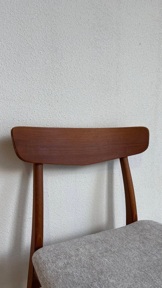 
                  
                    Vintage stoel Findahl teak - LOUI.STORE
                  
                