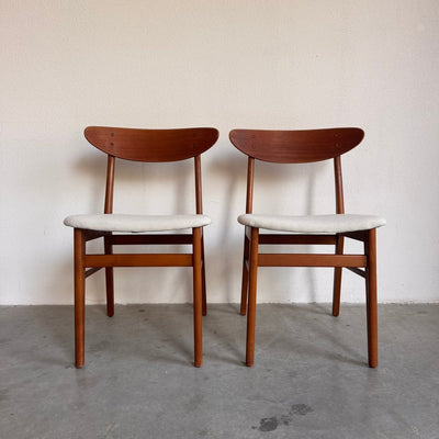 
                  
                    Vintage stoelen Farstrup lichte bekleding 2 stuks - LOUI
                  
                