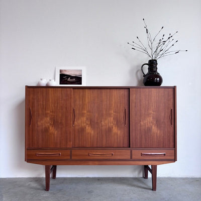 Vintage strak highboard teak - LOUI.STORE