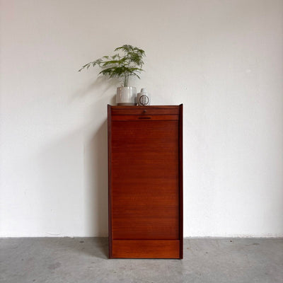 Vintage tambour kast teak - LOUI.STORE