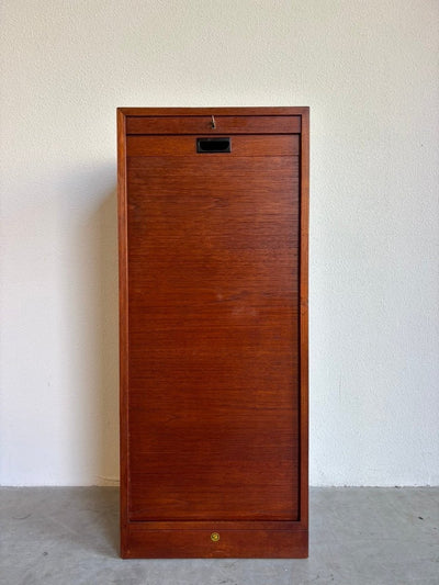 
                  
                    Vintage tambour kast teak - LOUI.STORE
                  
                