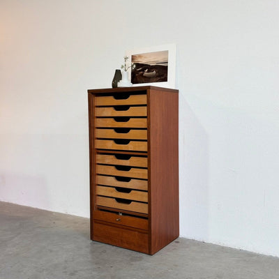 
                  
                    Vintage tambourkast teak hoog - LOUI.STORE
                  
                