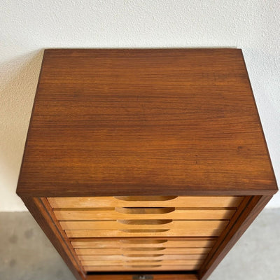 
                  
                    Vintage tambourkast teak hoog - LOUI.STORE
                  
                