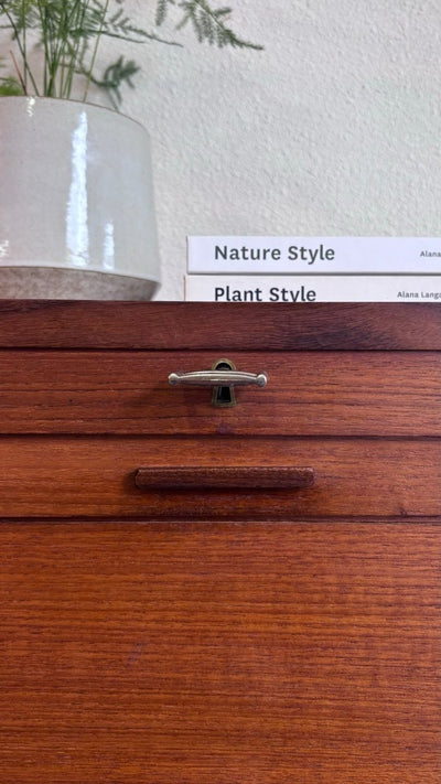 
                  
                    Vintage tambourkast teak - LOUI.STORE
                  
                