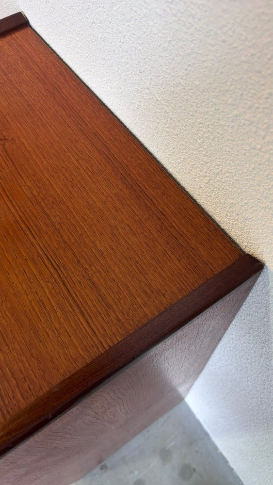 
                  
                    Vintage tambourkast teak - LOUI.STORE
                  
                