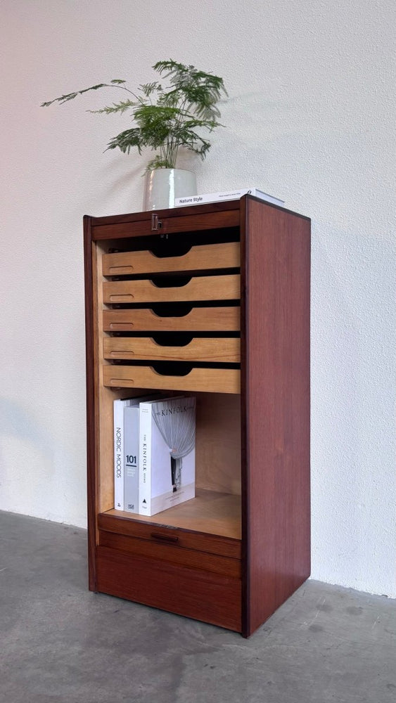 
                  
                    Vintage tambourkast teak - LOUI.STORE
                  
                