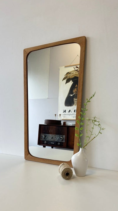 
                  
                    Vintage tapstoelopende spiegel eiken - LOUI.STORE
                  
                