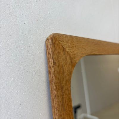 
                  
                    Vintage tapstoelopende spiegel eiken - LOUI.STORE
                  
                