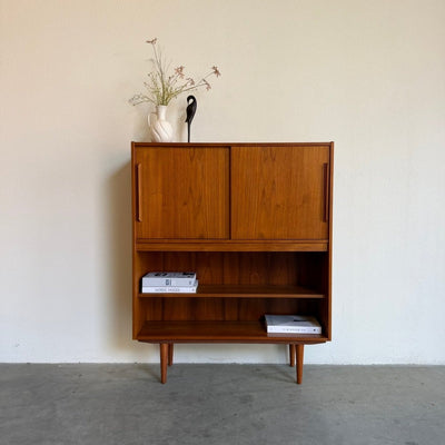 Vintage teak boekenkast met schuifdeuren - LOUI