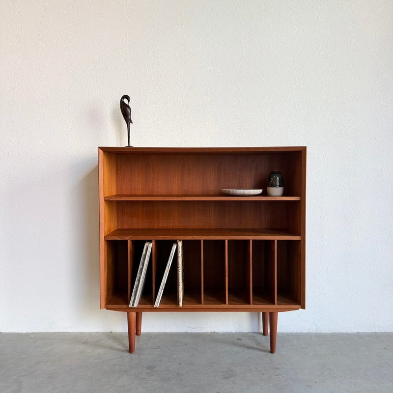 Vintage teak boekenkast - vinyl schappen - LOUI