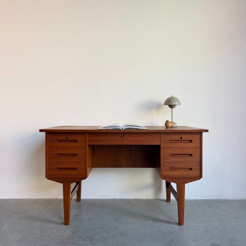 Vintage teak bureau met 7 lades - LOUI