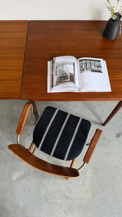 
                  
                    Vintage teak bureaustoel Ib Kofod Larsen - LOUI
                  
                