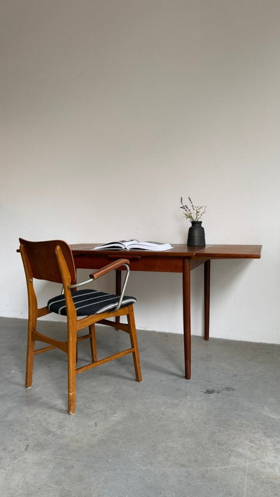 
                  
                    Vintage teak bureaustoel Ib Kofod Larsen - LOUI
                  
                