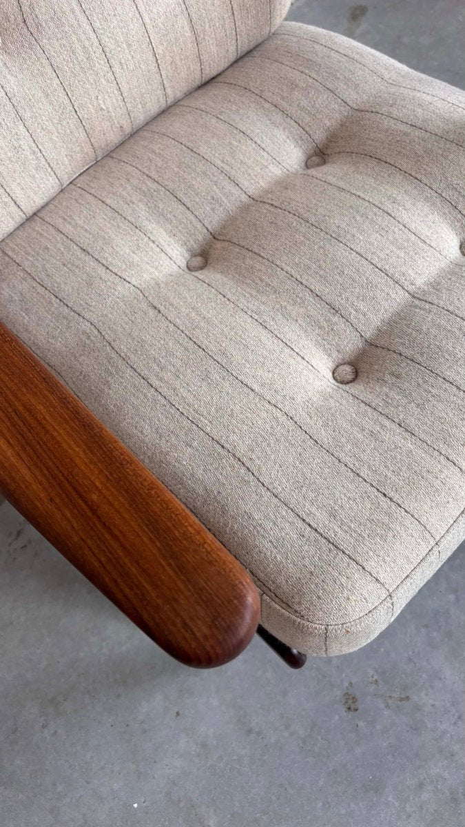 
                  
                    Vintage teak fauteuil beige - LOUI.STORE
                  
                