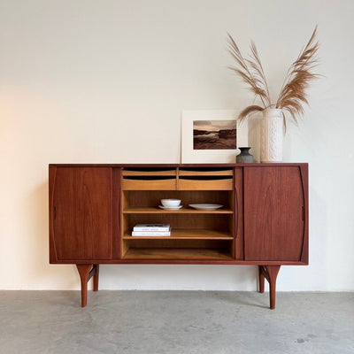 Vintage teak highboard Kjærnulf schuifdeuren - LOUI