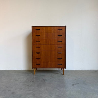 
                  
                    Vintage teak ladekast 7* - LOUI
                  
                