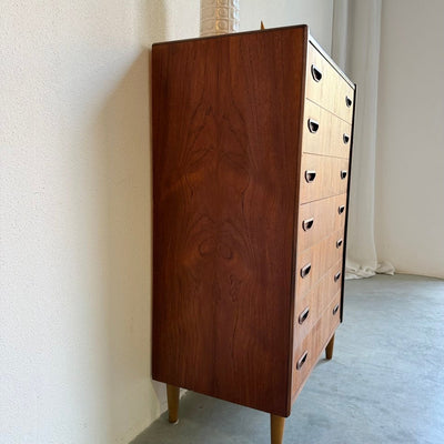 
                  
                    Vintage teak ladekast 7* - LOUI
                  
                