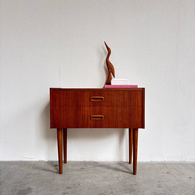 Vintage teak ladekastje klein - LOUI.STORE