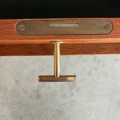 
                  
                    Vintage teak "Rooval "secretaire - bureau met rechte greep - LOUI
                  
                