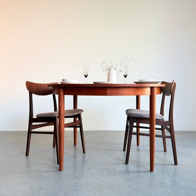 Vintage teak tafel rond - uitschuifbaar - LOUI