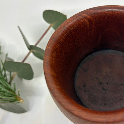 
                  
                    Vintage teak vaasje Wiggers - LOUI.STORE
                  
                