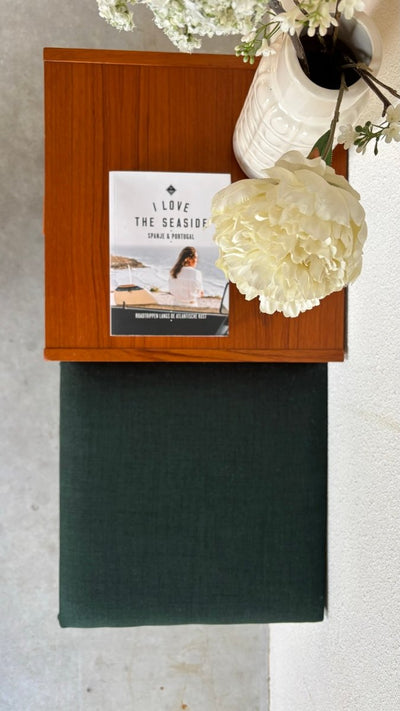 
                  
                    Vintage telefoonbankje teak met kussen - LOUI.STORE
                  
                