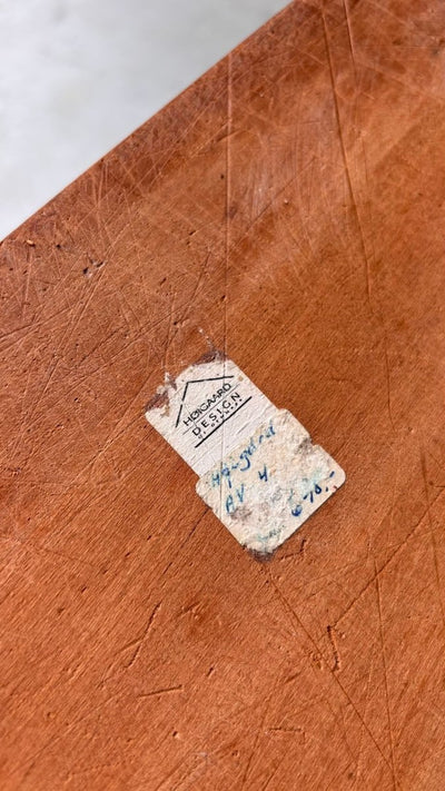 
                  
                    Vintage tijdschriftenrek teak - LOUI.STORE
                  
                