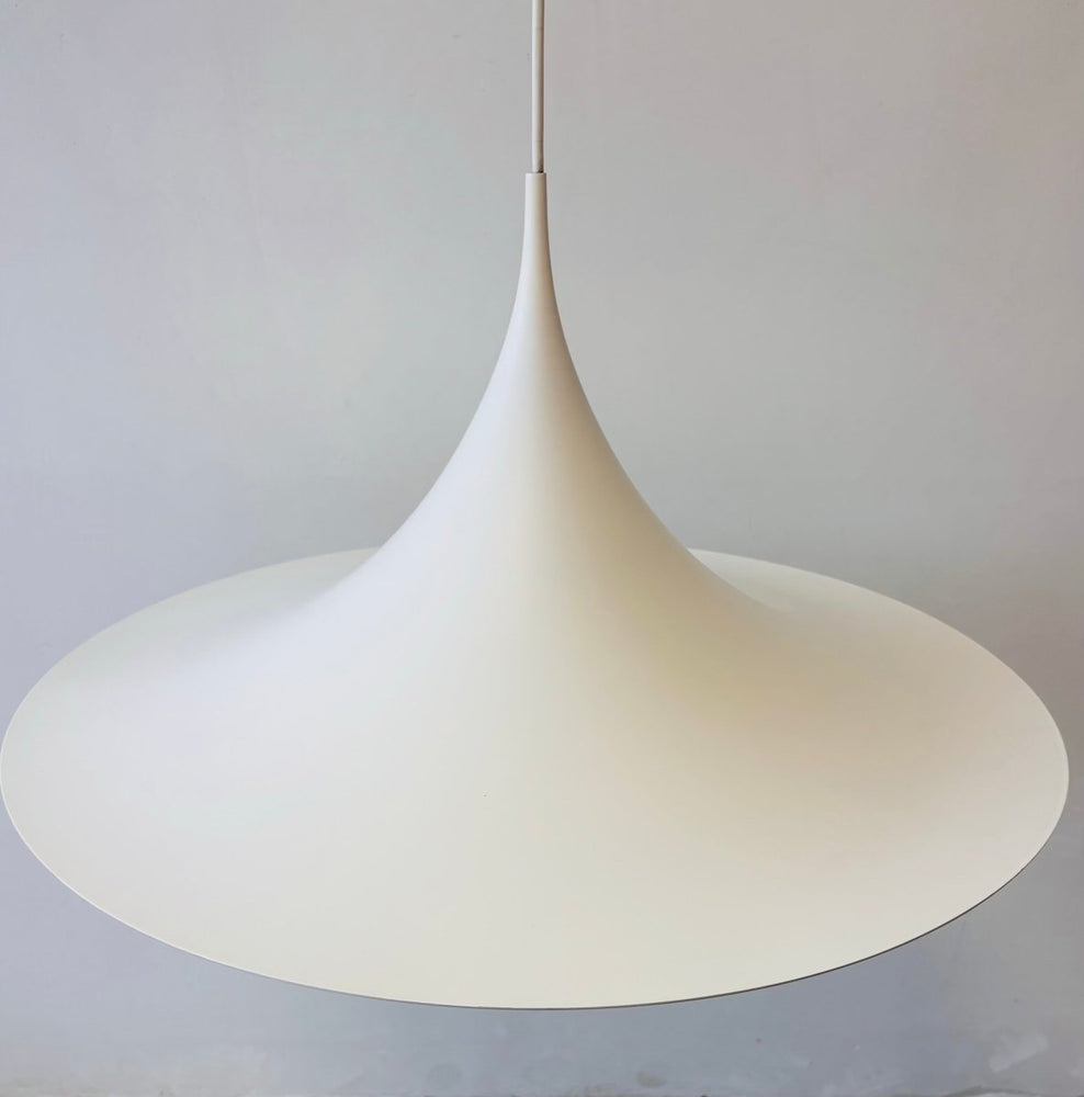 
                  
                    Vintage trompet hanglamp Fog & Morup XL - LOUI.STORE
                  
                