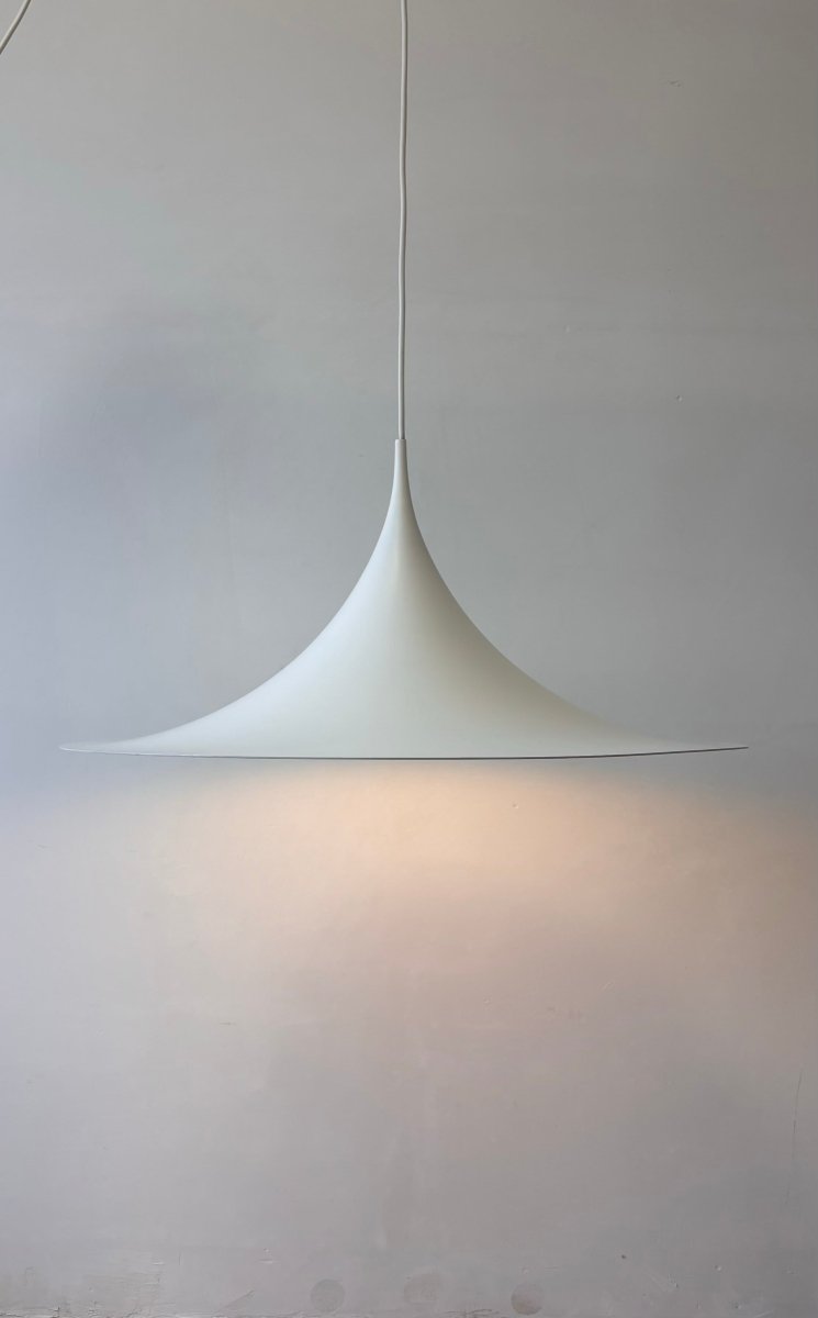 
                  
                    Vintage trompet hanglamp Fog & Morup XL - LOUI.STORE
                  
                