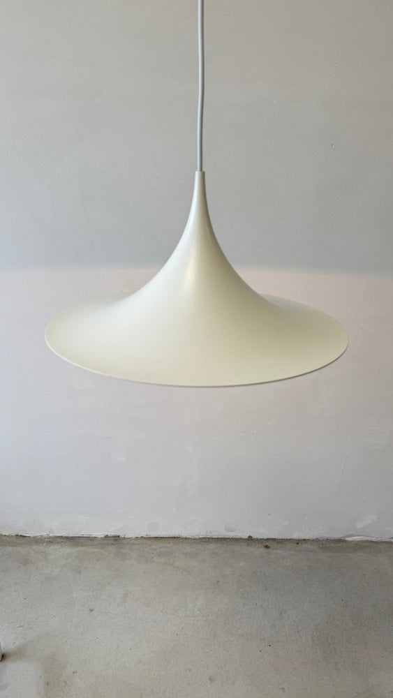 
                  
                    Vintage trompetlamp wit klein - LOUI.STORE
                  
                